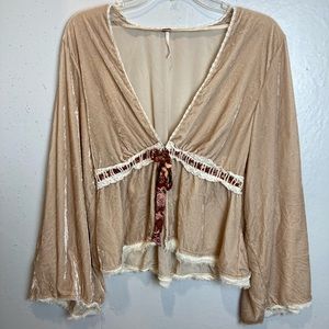 Free People Kimono Cardigan Size M Blush Crushed Velvet Topper Frayed Edge Boho